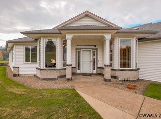 38430 Santiam Way NE, Albany, OR 97322