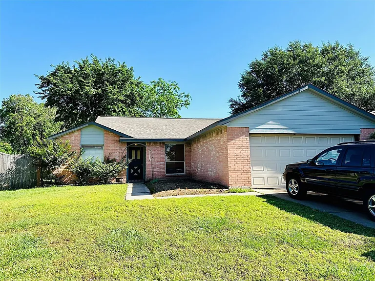10826 Laureldale Ct — Photo 1