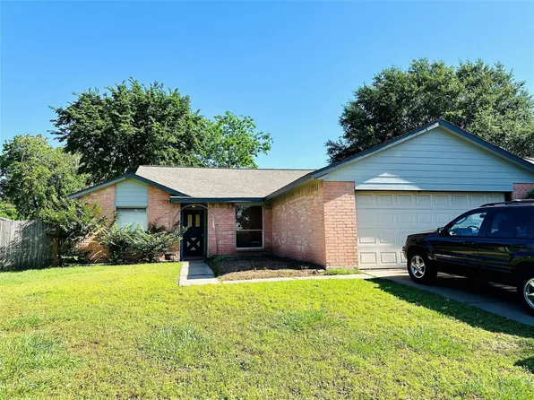 10826 Laureldale Ct, Houston, TX 77041
