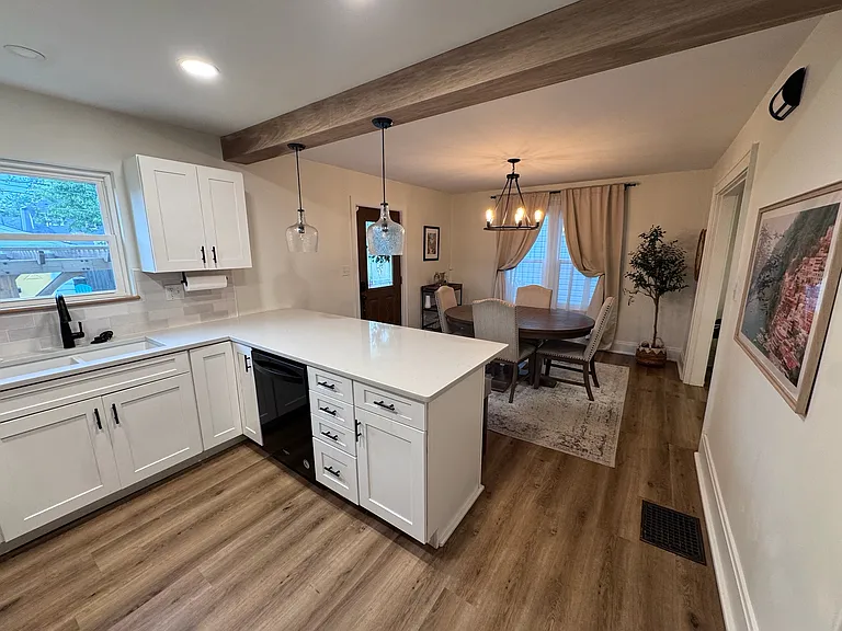 350 E Jenkins Ave — Photo 7