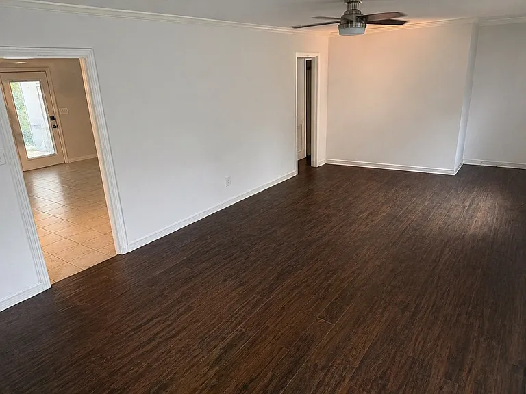 860 Nassau Dr — Photo 9