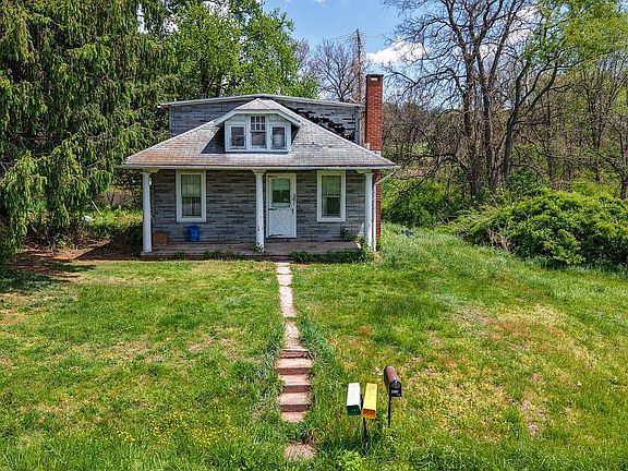 2nd image of 491 Gunhart Rd