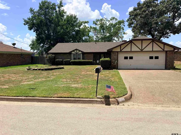 6813 Southplace Dr, Tyler, TX 75703