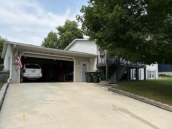 5th image of 452 Kouwe St NW