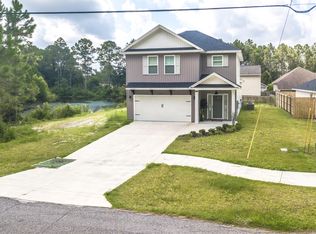 2530 E 39th St, Panama City, FL 32405