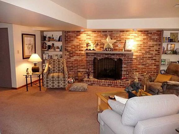3rd image of 5214 Caste Dr