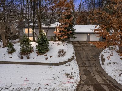276 Twin Lake Trl, Little Canada, MN, 55127