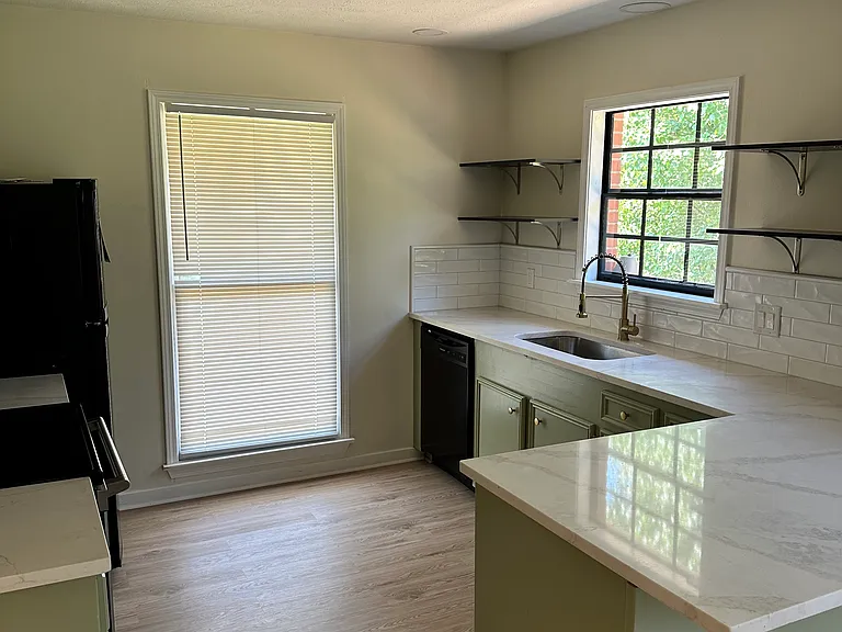 616 Water Oak Dr — Photo 4