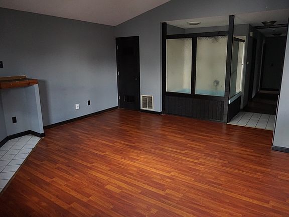 2nd image of 39-51 Chittenden Ave