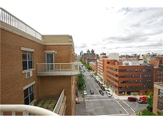 Rented by Douglas Elliman | media 14