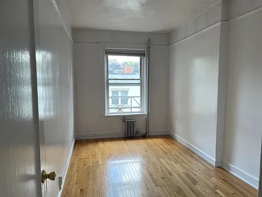 Rented by J M Weber Real Estate Inc | media 14