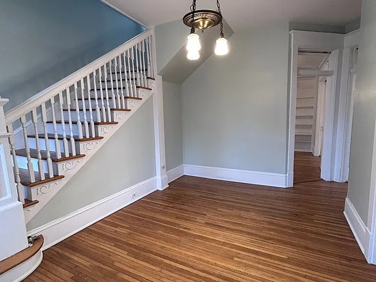 1416 Campbell Ave SW — Photo 5