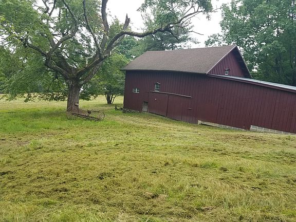 4th image of 290 Ulster Landing Rd