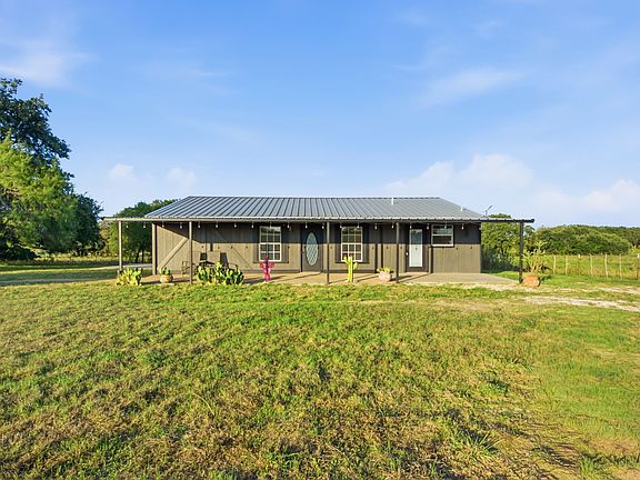 3rd image of 951 County Road 347