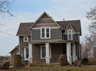 10633 Bridge Rd, Perry, KS 66073