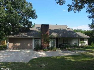 11524 Haleiwa Pl, Diamondhead, MS 39525