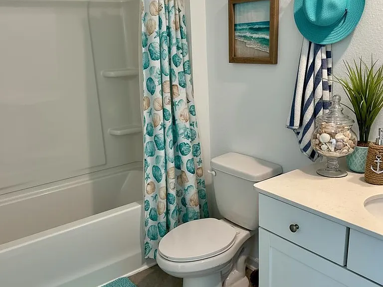 303 Redbud Rd — Photo 16