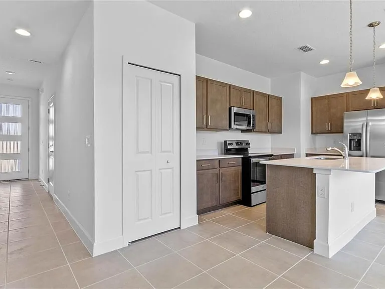 1345 Captiva Cv — Photo 12