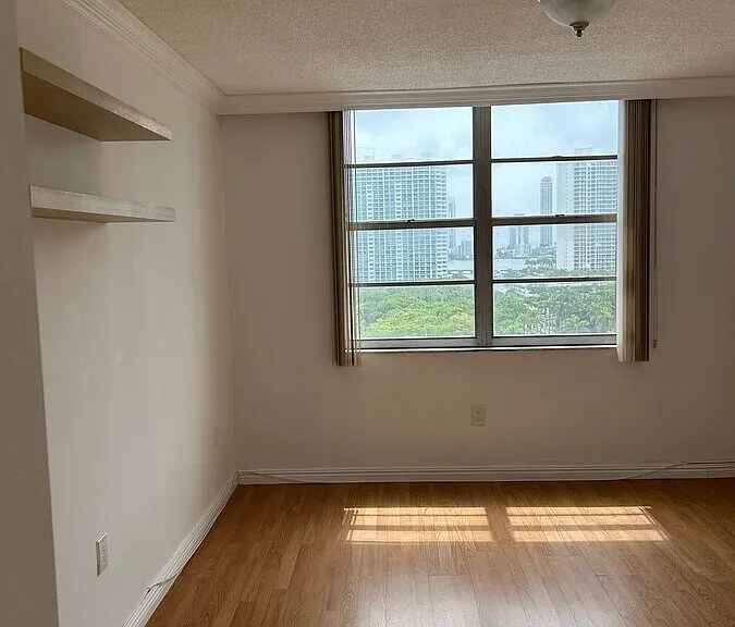 2851 NE 183rd St #1507 — Photo 6