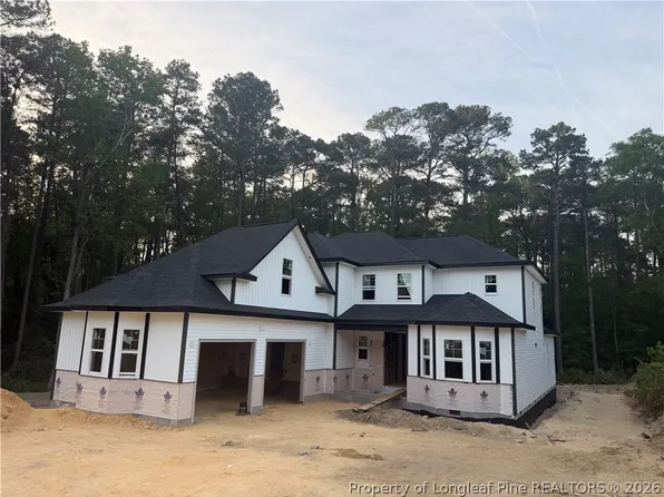 995 E Central Ave, Raeford, NC 28376