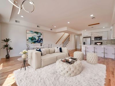 54 Logan Ave Floor 2, Jersey City, NJ, 07306