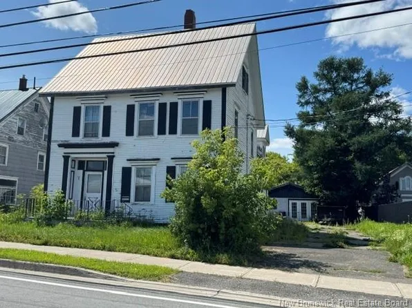 441 Main St, Woodstock, NB E7M 2B6