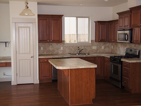 2nd image of 12606 Villard Pl