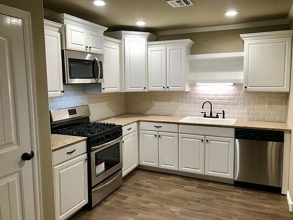 2nd image of 719 S Chambers Ave