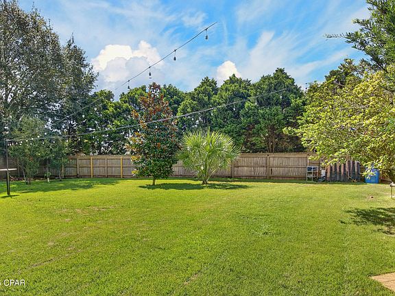 4th image of 315 Summerwood Dr