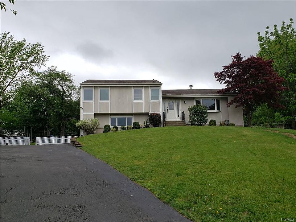 1st image of 14 Celia Ct