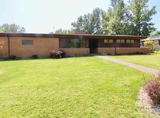 810 Hilldale Ave, Washington, IL 61571