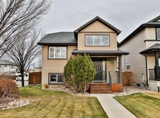 532 SW Silkstone Cres W, Lethbridge, AB T1J 4C1