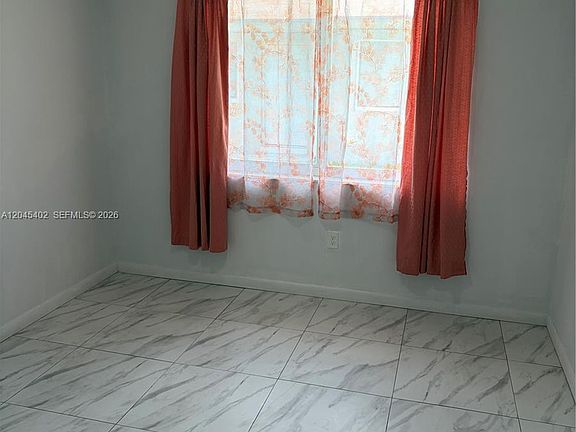 4th image of 14399 NE 5th Pl APT 5
