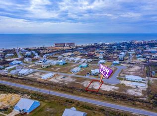 121 Ocean Plantation Cir, Mexico Beach, FL 32456