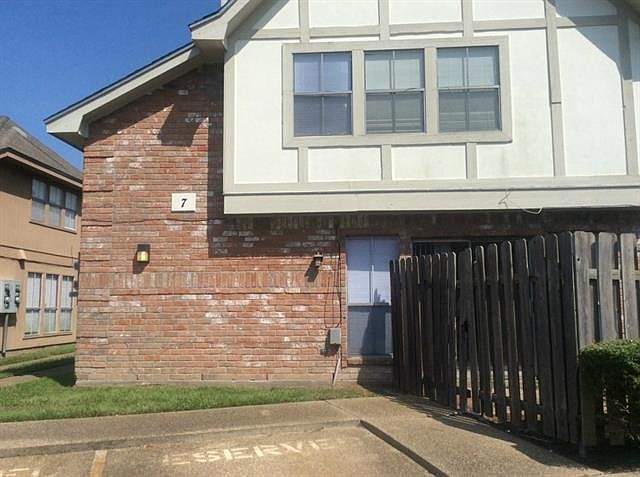 1st image of 7 Cypress Grove Ct APT 64