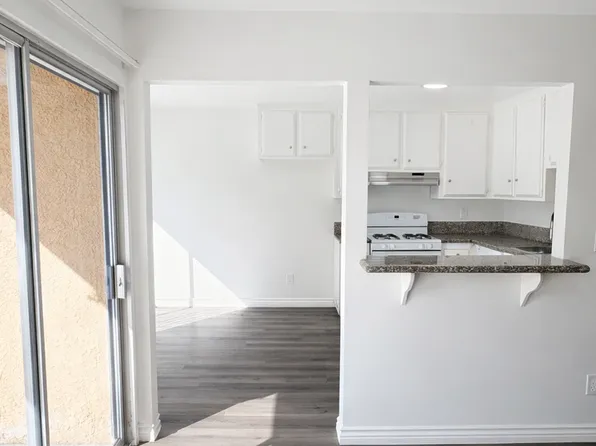 El Centrico Apartments, 9931 Central Ave APT 51, Garden Grove, CA 92844