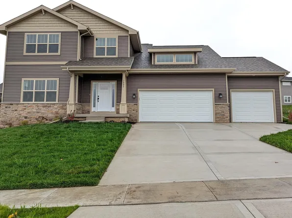 1805 Saint Olav Ave, Mount Horeb, WI 53572