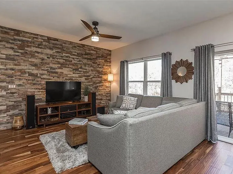 1020 Capri Dr NE — Photo 13