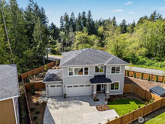 3rd image of 6410 213th Ave Court E