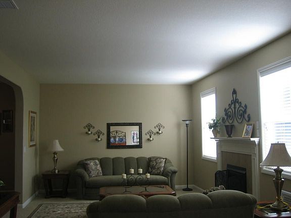 Living Room W/ fireplace