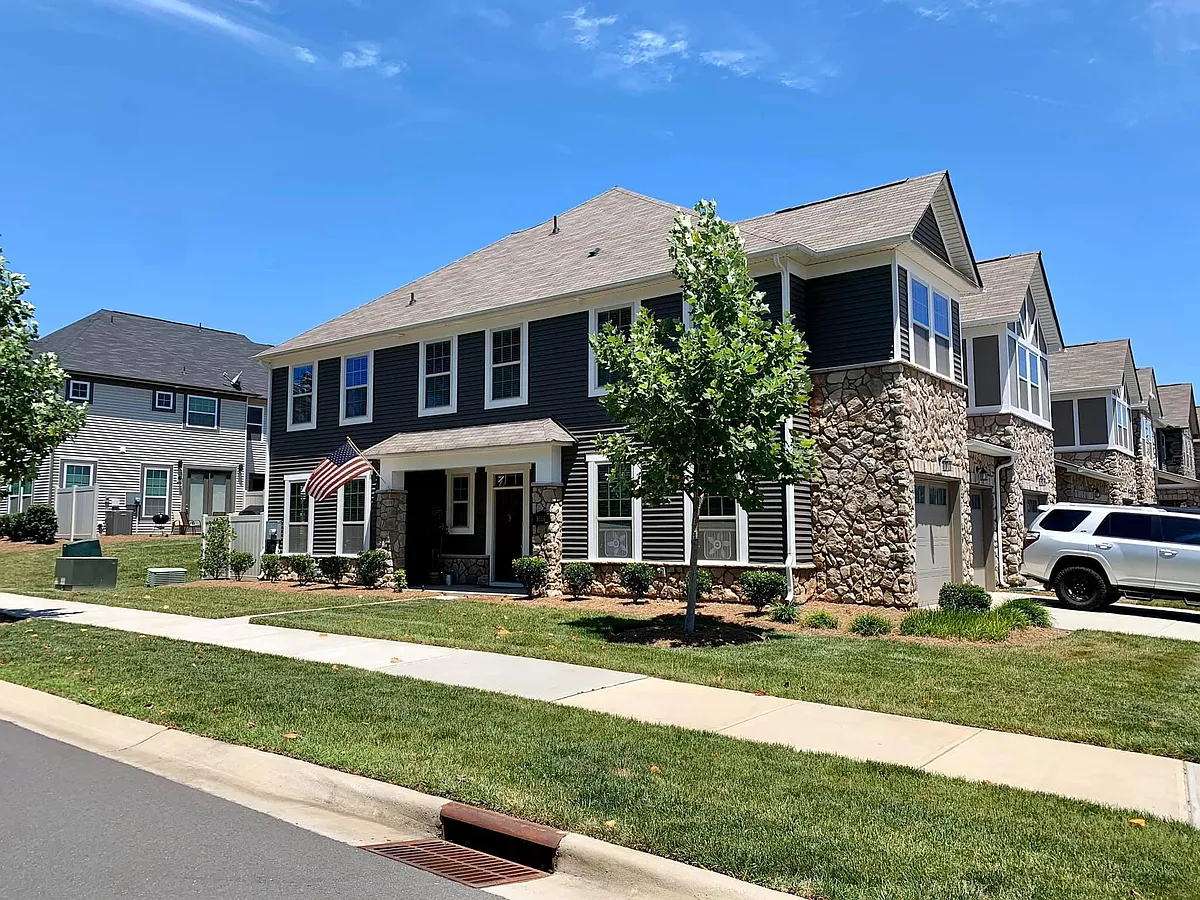 Building Photo - 9506 Glenburn Ln