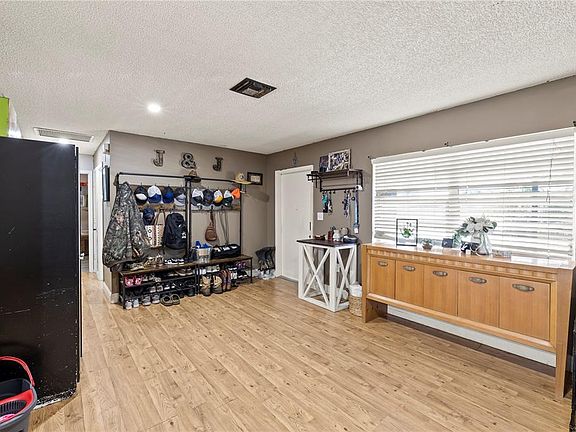 2nd image of 1547 SHEEHAN BOULEVARD