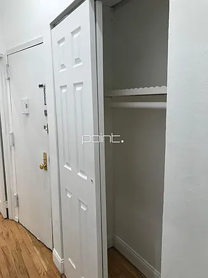 Rented by Point NYC | media 35