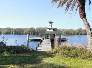 119 Whitney St, Satsuma, FL 32189