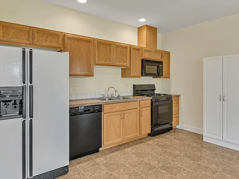 1216 S Brookside Ter — Photo 34