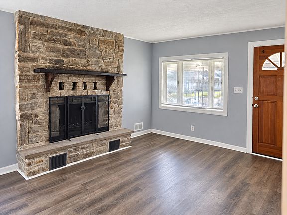 2nd image of 7526 Rabon Ave