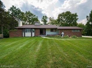 20704 S Miles St, Clinton Township, MI 48036