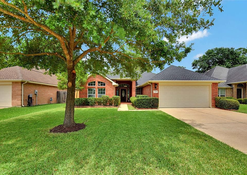 1st image of 12618 Ravens Chase Ln