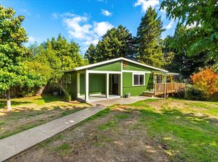 6093 Beechwood Dr, Eureka, CA 95503