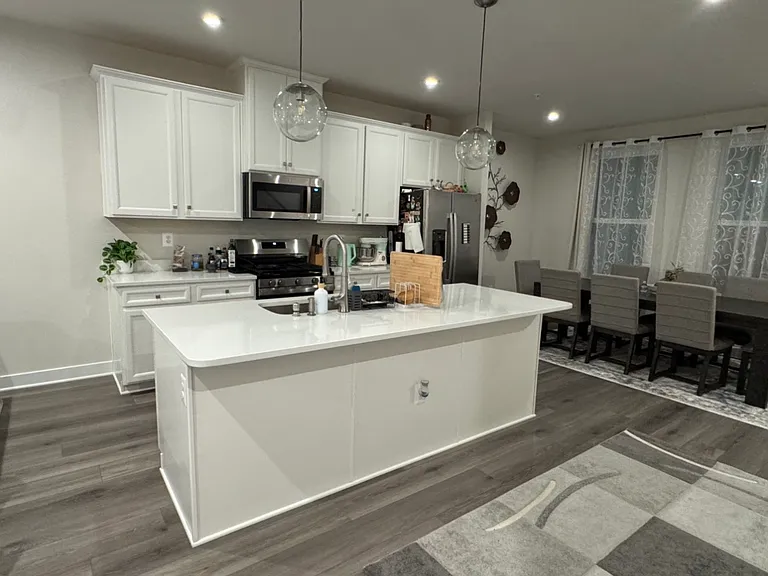 958 Poppy Dr #1 — Photo 4